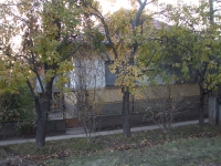 Tiszafüred eladü kertes családi ház 3 szobás+nagy nappalival 100m2 ingatlan hirdetéshez feltöltött kép
