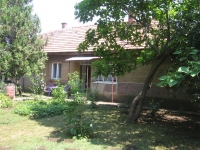 Besnyõ eladó családi ház 85m2 2+1 fél szoba átlagos állapot közmûvek ingatlan hirdetéshez feltöltött kép